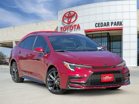 Used 2026 Toyota Corolla SE FWD image 1