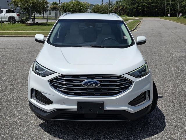 Used 2020 Ford Edge Titanium FWD image 2