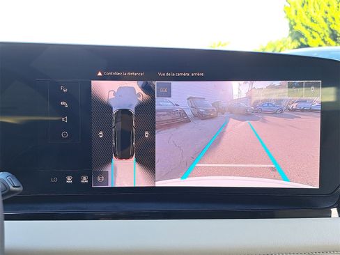 Certified 2025 Audi Q6 e-tron Premium w/ Convenience Package image 26