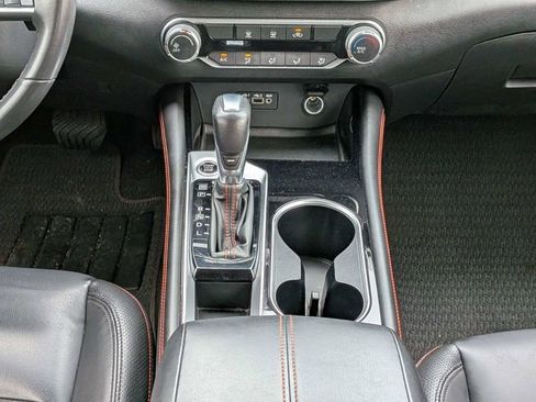 Used 2023 Nissan Altima 2.5 SR FWD image 18