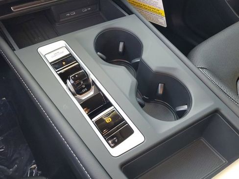 New 2026 Volkswagen Atlas SE FWD image 26