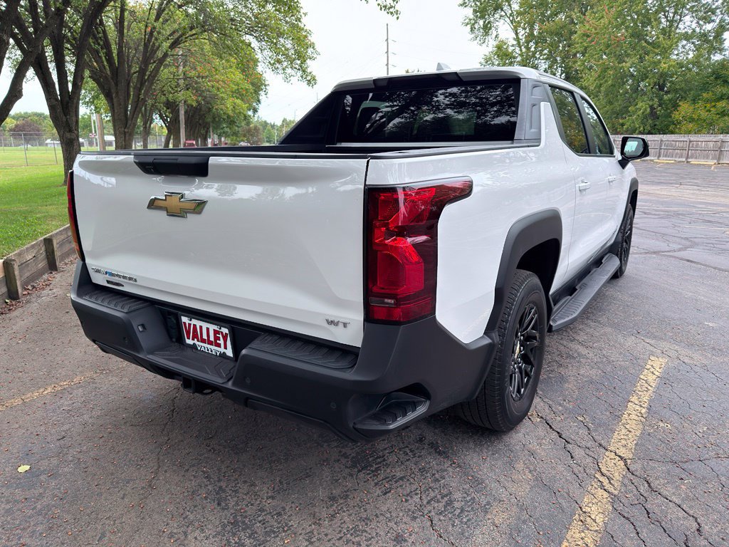 Used 2024 Chevrolet Silverado EV W/T AWD/4WD image 7