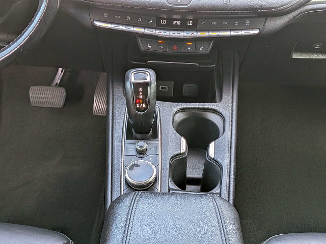 Used 2019 Cadillac XT4 Premium Luxury w/ Cold Weather Package FWD image 22