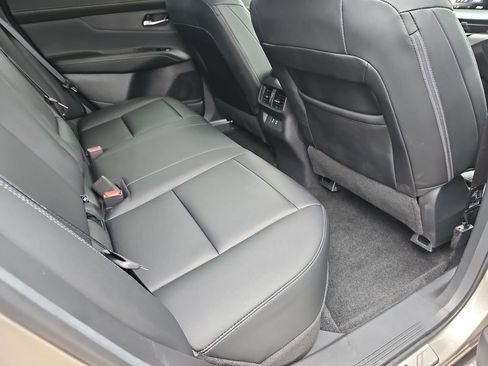 Used 2025 Nissan Murano SL AWD/4WD image 15