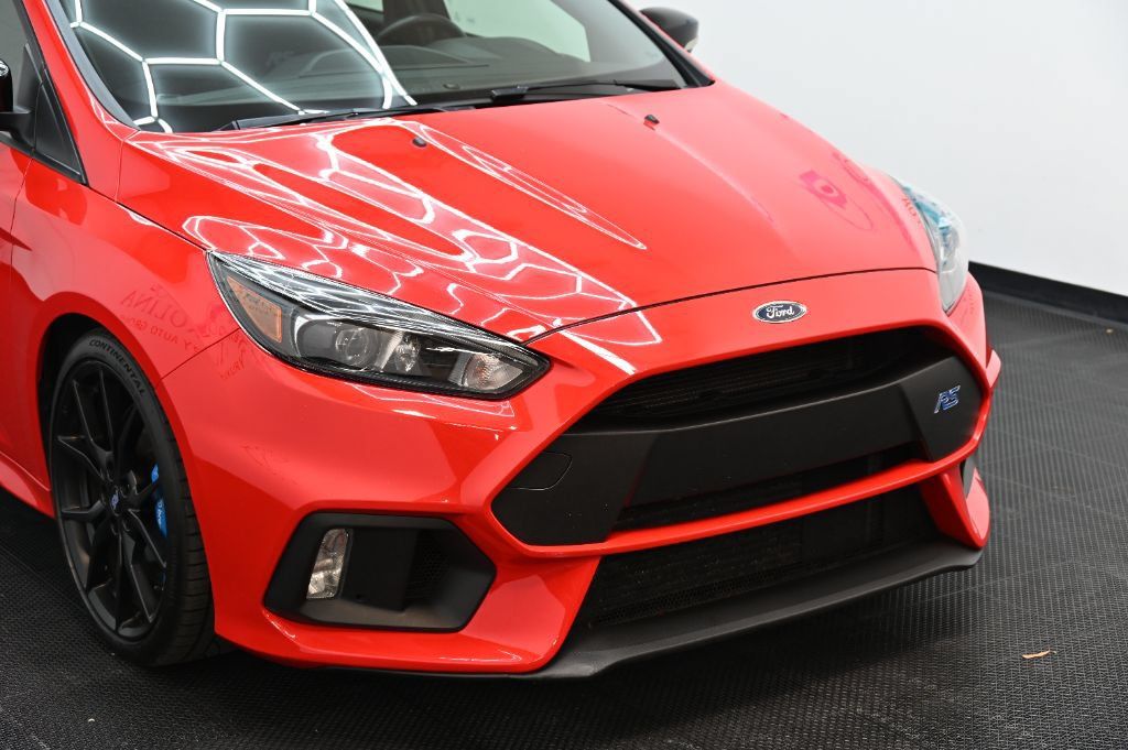 Used 2018 Ford Focus RS AWD/4WD image 8