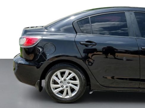 Used 2012 MAZDA MAZDA3 i Grand Touring w/ Tech Pkg FWD image 6