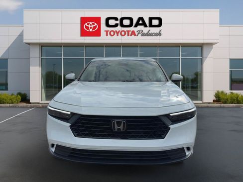 Used 2023 Honda Accord EX image 7