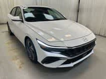 Certified 2024 Hyundai Elantra SEL w/ Convenience Package
