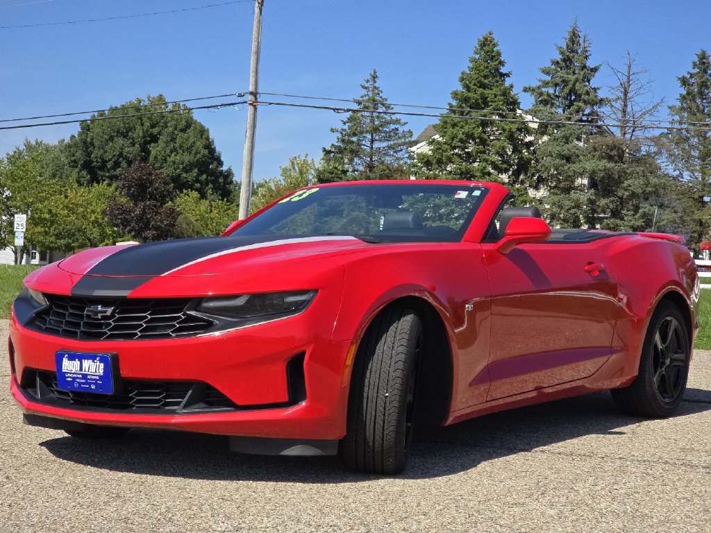 Used 2023 Chevrolet Camaro LT RWD image 14