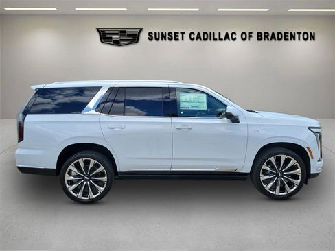 New 2026 Cadillac Escalade Luxury w/ Touring Package AWD/4WD image 3