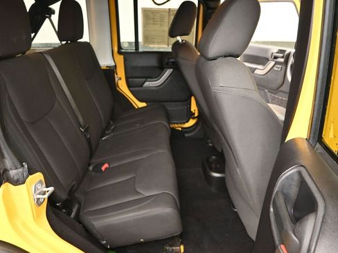 Used 2015 Jeep Wrangler Unlimited Sport image 30