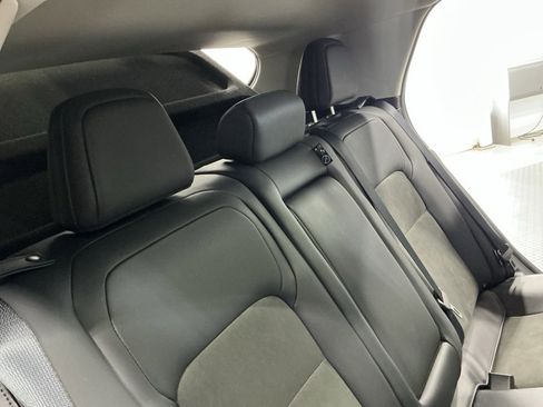 Used 2024 Nissan Ariya FWD image 33