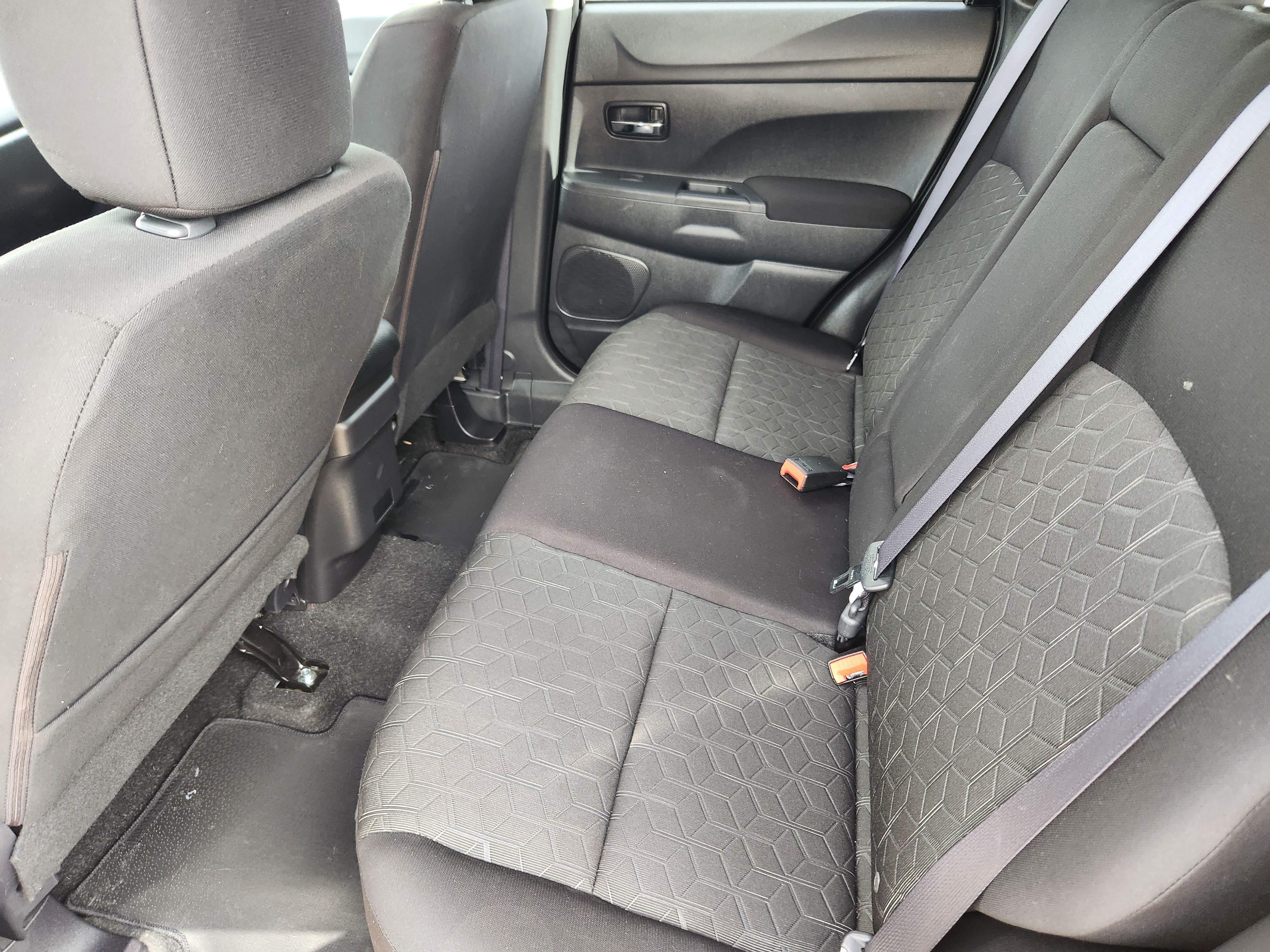Used 2025 Mitsubishi Outlander Sport ES AWD/4WD image 19
