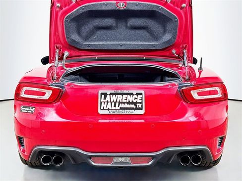 Used 2019 FIAT 124 Spider Abarth w/ Convenience Group image 21