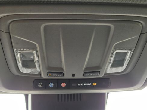 Used 2022 Chevrolet Silverado 1500 Custom image 27