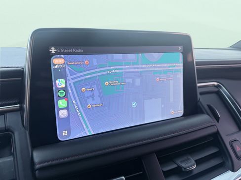 Used 2021 Chevrolet Suburban RST w/ Luxury Package image 60