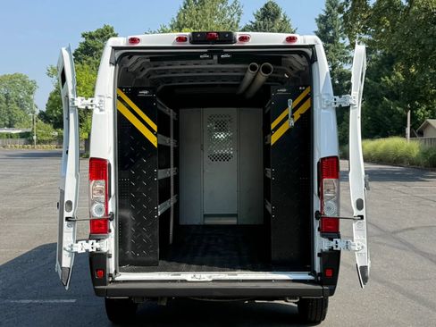 Used 2021 RAM ProMaster 2500 FWD image 22