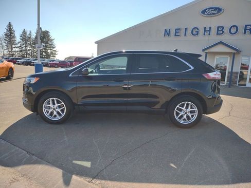 Used 2024 Ford Edge SEL w/ Convenience Package AWD/4WD image 2