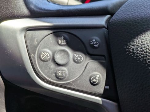 Used 2022 GMC Acadia SLT w/ Technology Package image 8