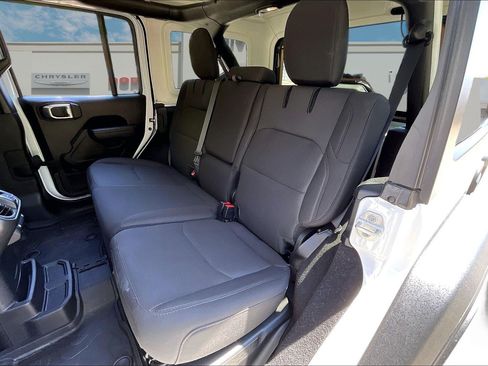 Used 2023 Jeep Wrangler Unlimited w/ Cold Weather Group AWD/4WD image 23