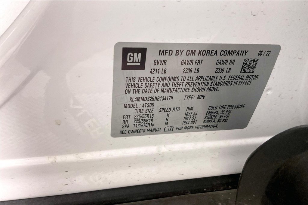 Certified 2022 Buick Encore GX Select FWD image 4