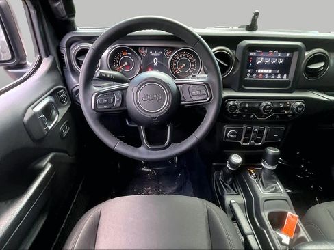 Used 2023 Jeep Wrangler Unlimited Sport AWD/4WD image 6