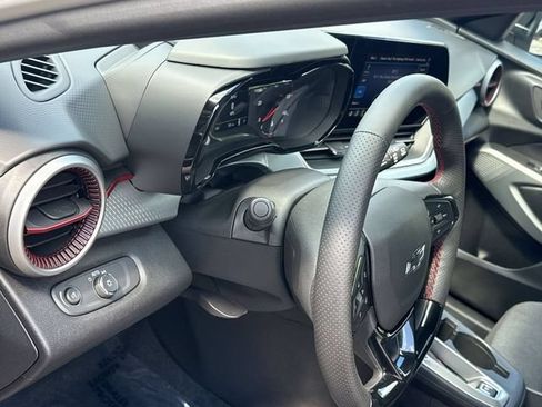 Used 2026 Chevrolet Trax RS w/ Driver Confidence Package FWD image 11