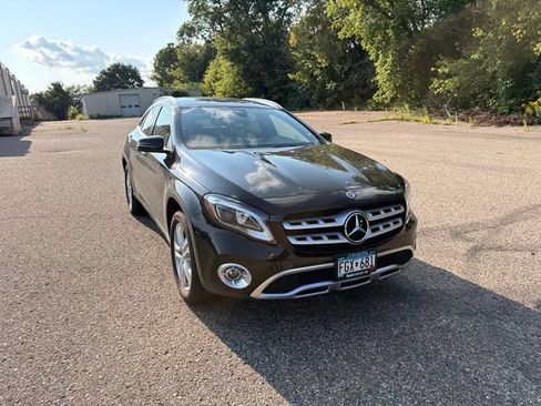 Used 2020 Mercedes-Benz GLA 250 4MATIC image 10