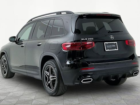 Certified 2024 Mercedes-Benz GLB 250 image 4