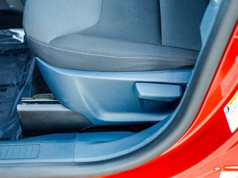 Used 2024 Ford Maverick XL image 22