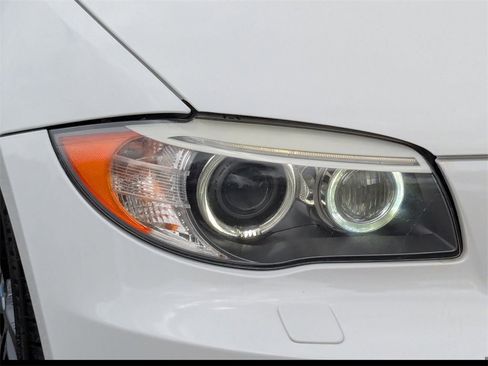 Used 2013 BMW 135i Convertible image 9