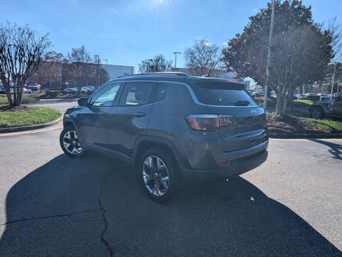 Used 2019 Jeep Compass Limited image 7