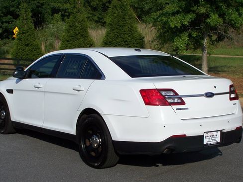Used 2015 Ford Taurus Police Interceptor AWD w/ Ultimate Wiring Package image 2