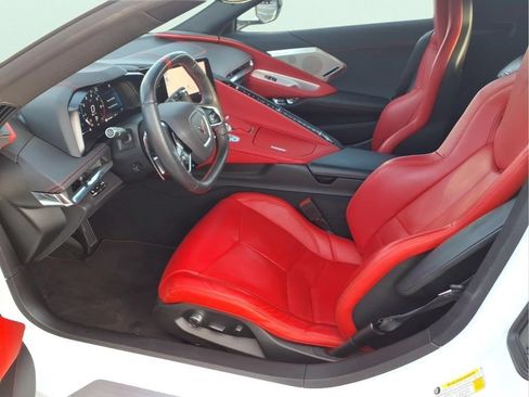 Used 2020 Chevrolet Corvette Stingray Preferred Cpe w/ 2LT Preferred Equipment Group RWD image 17