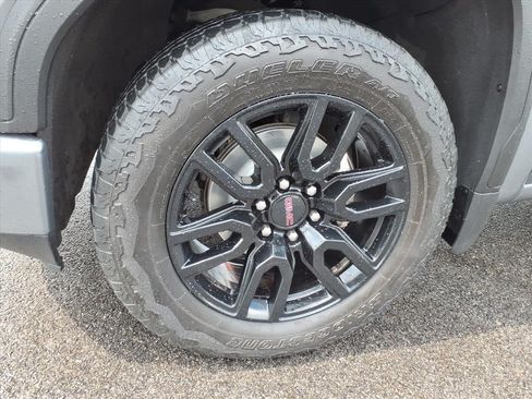 Used 2021 GMC Sierra 1500 Elevation AWD/4WD image 2