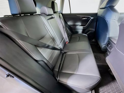 Used 2024 Toyota RAV4 Limited image 23