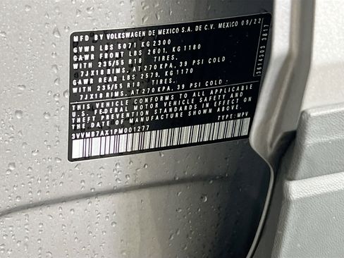 Used 2023 Volkswagen Tiguan SE image 31