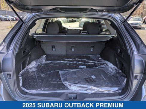Certified 2025 Subaru Outback Premium image 17