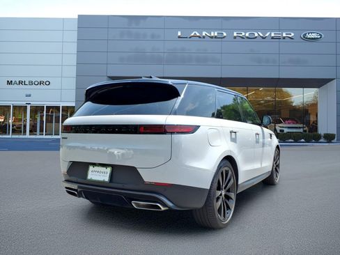 Certified 2025 Land Rover Range Rover Sport SE AWD/4WD image 2