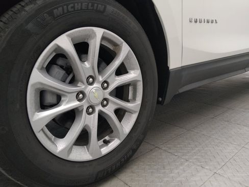 Used 2018 Chevrolet Equinox LS FWD image 31