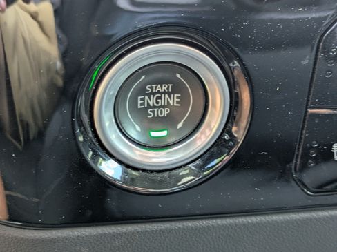 Used 2022 Chevrolet Silverado 1500 LT RWD image 26