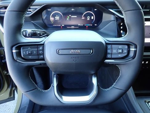 New 2026 Jeep Cherokee Overland AWD/4WD image 15