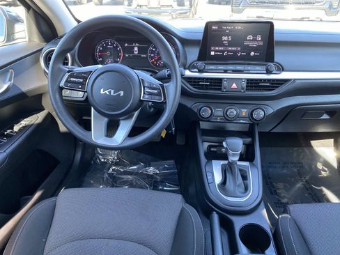 Used 2023 Kia Forte LXS w/ LXS Technology Package FWD image 9