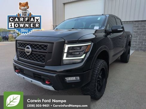 Used 2021 Nissan Titan PRO-4X w/ Pro-4x Convenience Package AWD/4WD image 7
