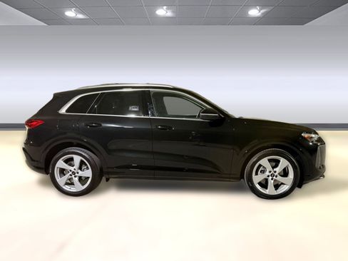 New 2025 Audi Q5 Prestige image 7