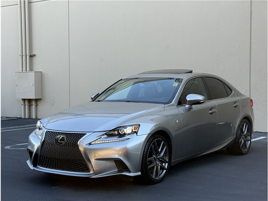 Used 2016 Lexus IS 350 AWD w/ F Sport Package image 4
