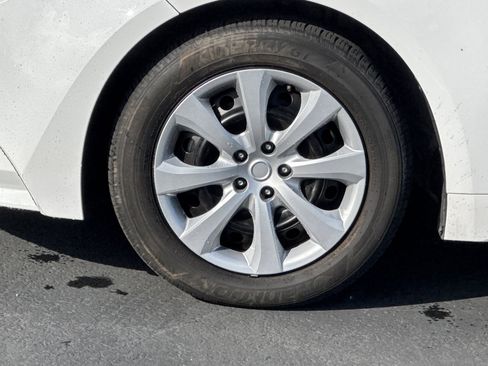 Used 2024 Toyota Corolla LE image 23