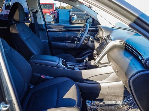 Used 2022 Hyundai Tucson SEL w/ Cargo Package image 17