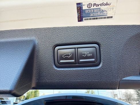 Used 2024 Kia Telluride SX Prestige w/ Towing Package AWD/4WD image 24