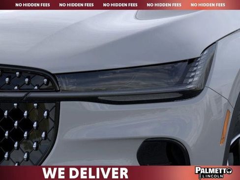 New 2026 Lincoln Nautilus Premier image 18